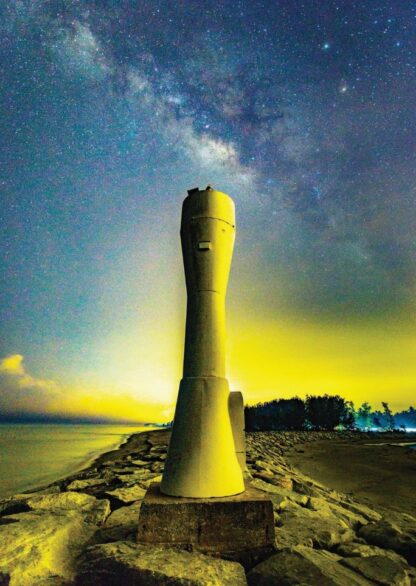 Pantai Senok Lighthouse
