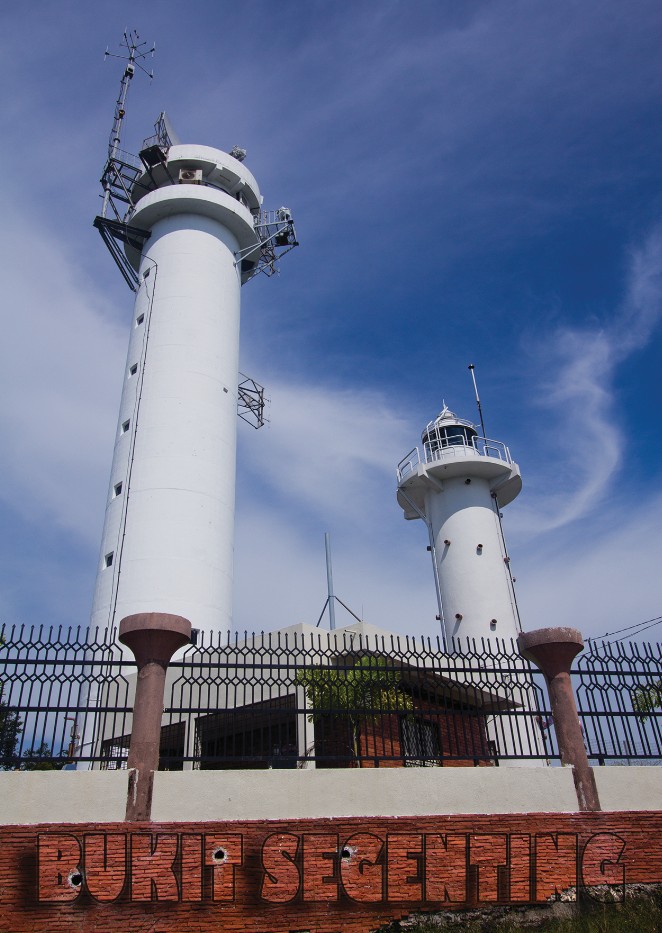 Bukit Segenting Lighthouse Batu Pahat | 5 Pieces - The Original Market